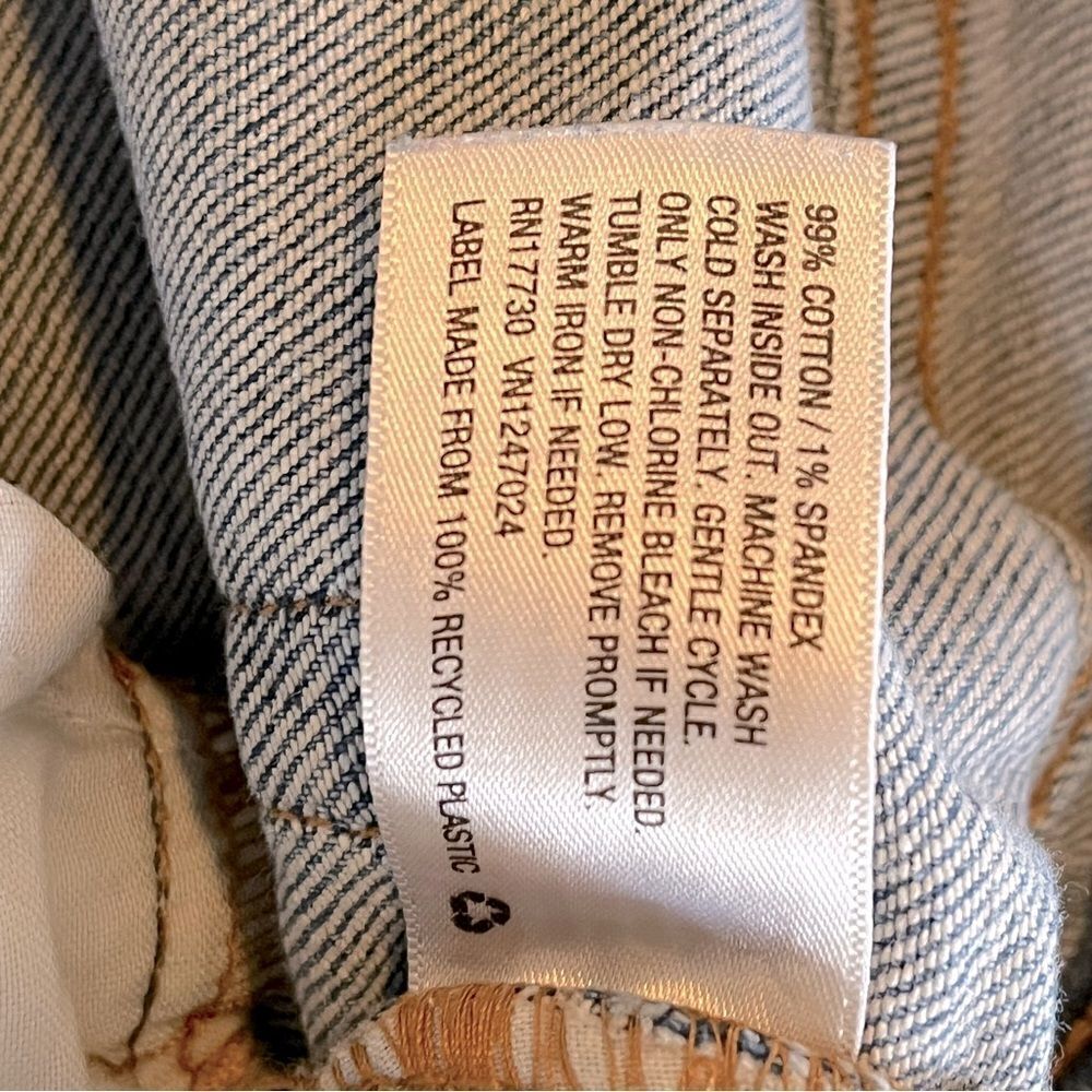 Womens’ Wild Fable Ripped High Rise Jeans Size 2 - Picture 6 of 6